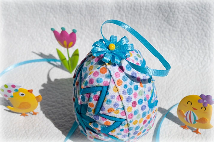 Easter Egg Quilted Ornament