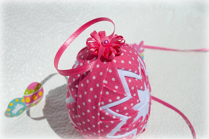 Easter Egg Quilted Ornament